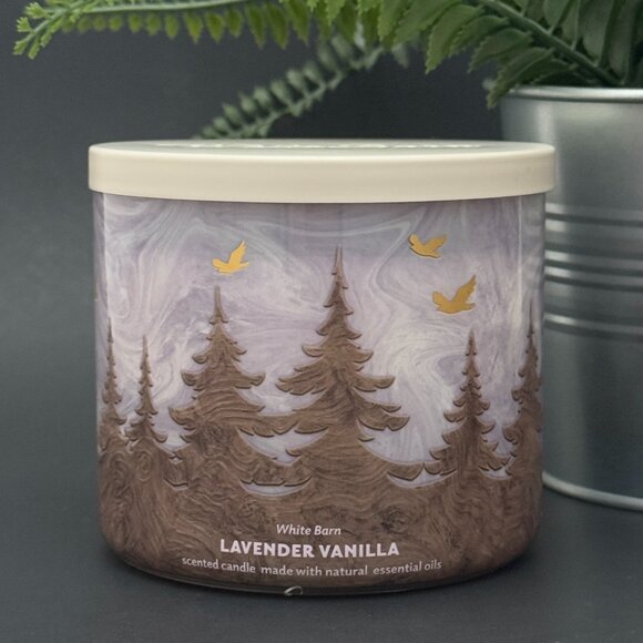 BBW Lavender Vanilla White Barn Bath & Body Works 3 Wick Candle - Picture 1 of 10